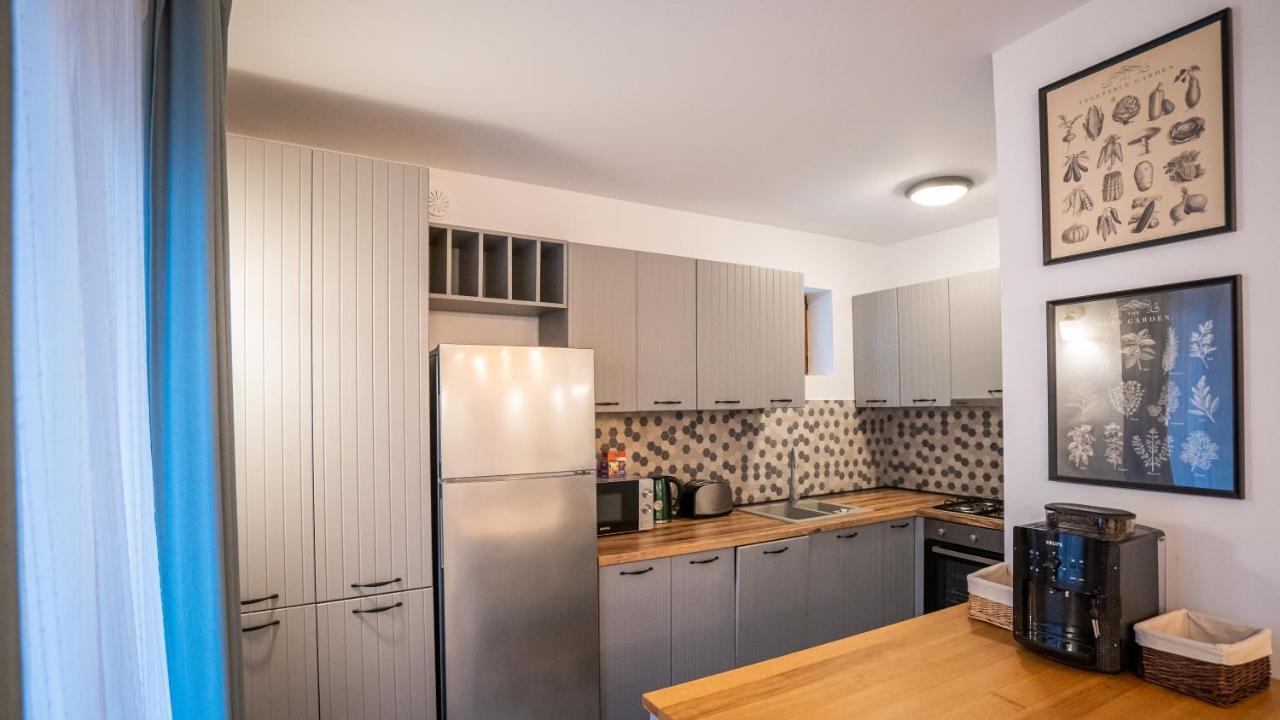 Family Treez Premium Apartments Пояна-Брашов Экстерьер фото